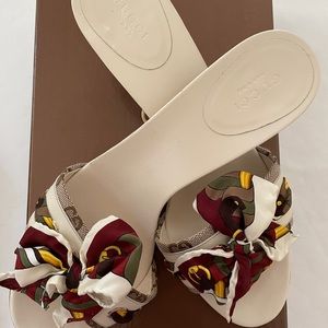 Gucci sandal authentic